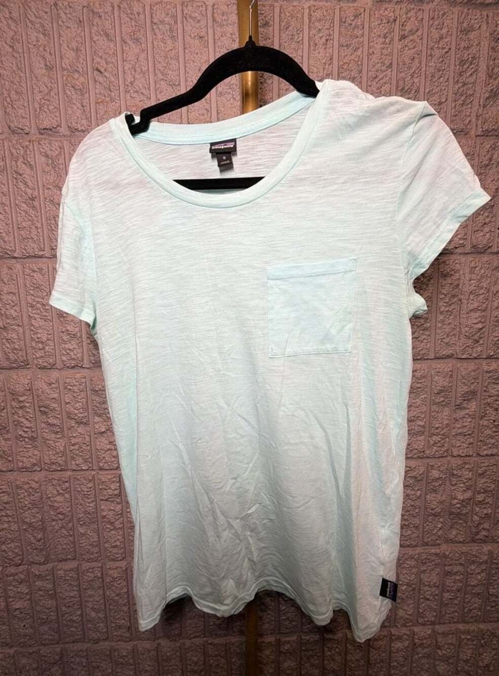 616 Patagonia T-Shirt Size M Mint Green Pocket Slub Tee